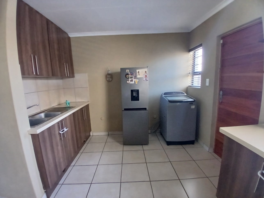 To Let 3 Bedroom Property for Rent in Bayswater Free State